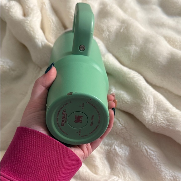 Stanley Mint Green Travel Mug with Handle - Picture 5 of 5